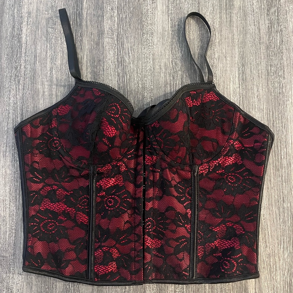 SHEIN Black and Red Lace Crop Top